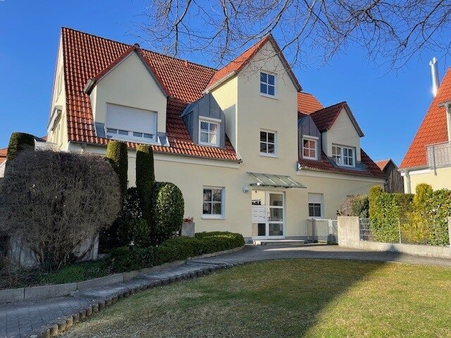 Augsburg: Wunderschöne, Großzügige ETW mit 2 Balkonen 